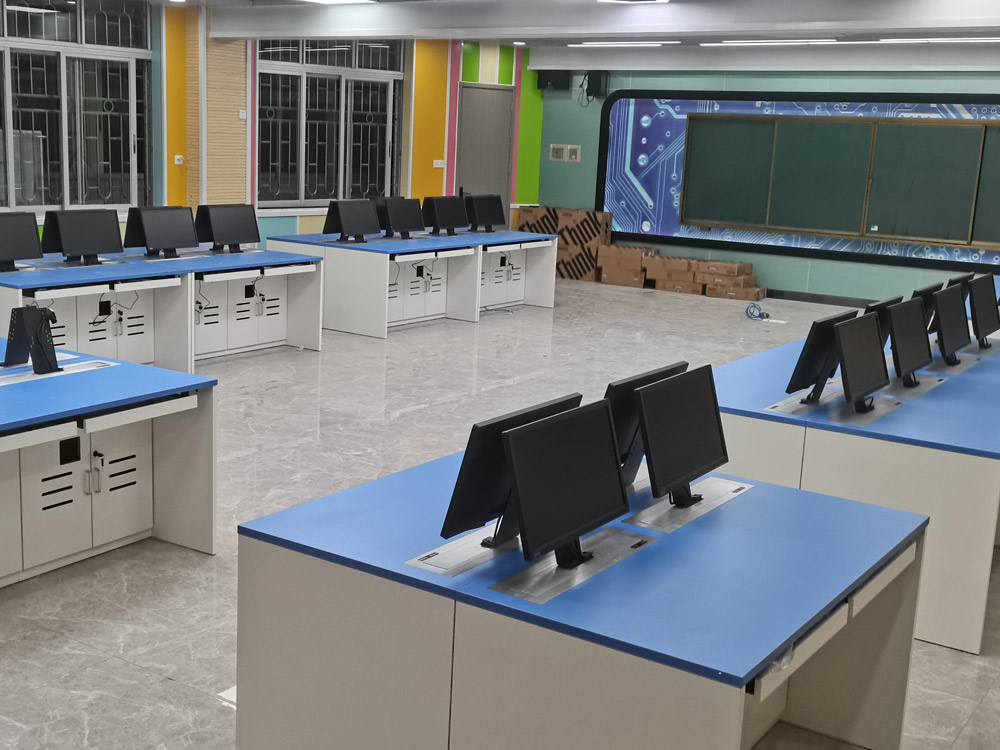 廣州第1中學美華學校多媒體教室