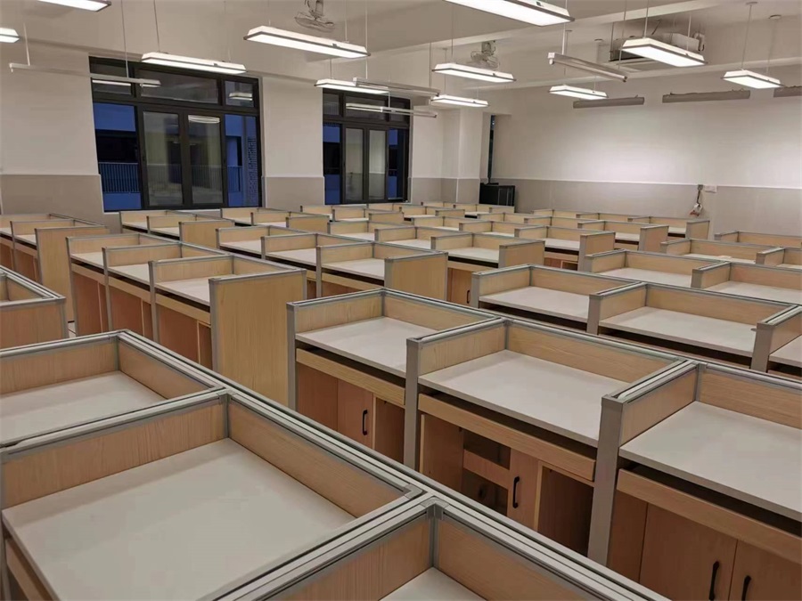 深圳市教育科學研究院實驗學校升降屏風