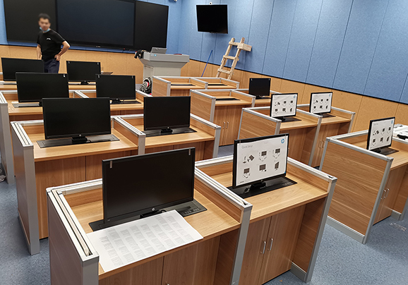 廣西炬融信息質量公司升降屏風展廳