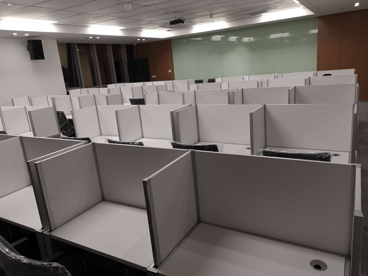 珠海市金灣區市民服務中心多媒體升降屏風