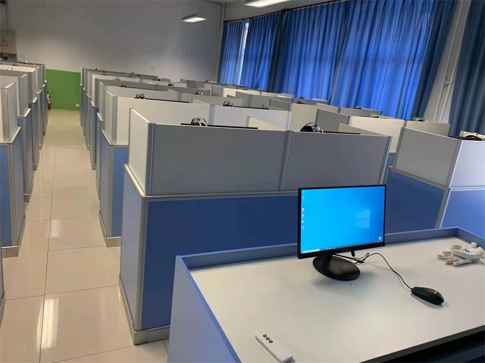 北京延慶5所中學升降屏風考試卡座語音教室